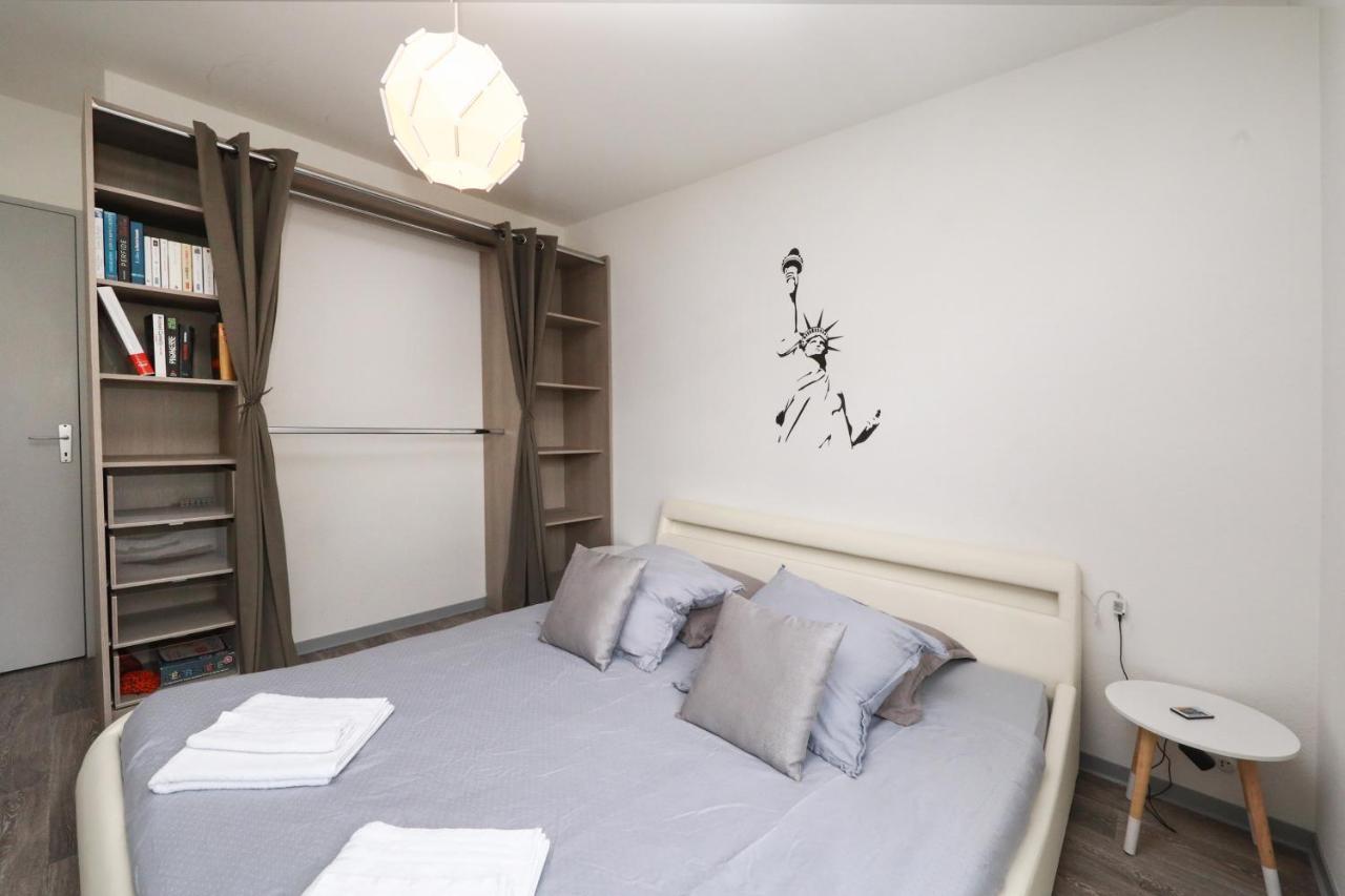 Ron's Appartement *